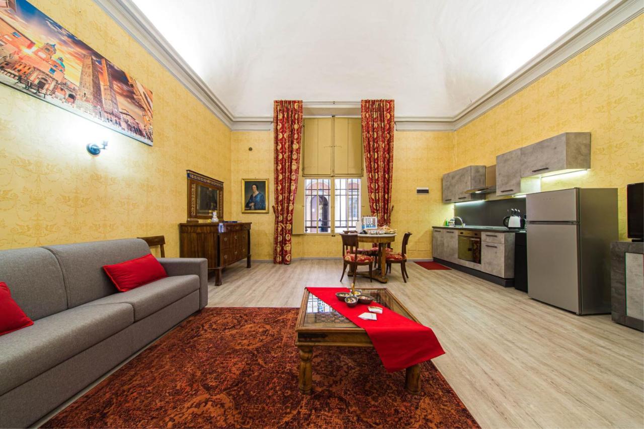 Lussuoso Appartamento Nel Cuore Di Bologna Bagian luar foto